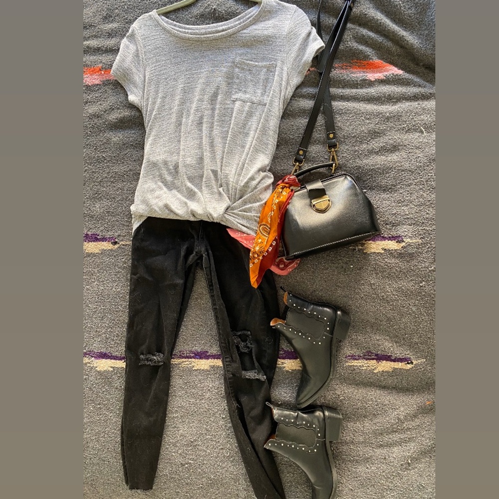 One pocket front knit top